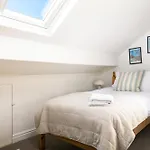 Salt Wind House - Holiday home *