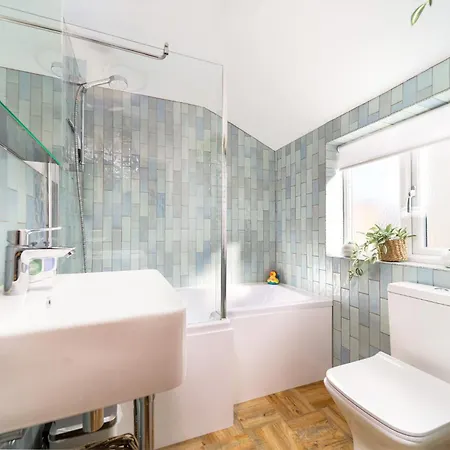 펜션 Salt Wind House - 휫비