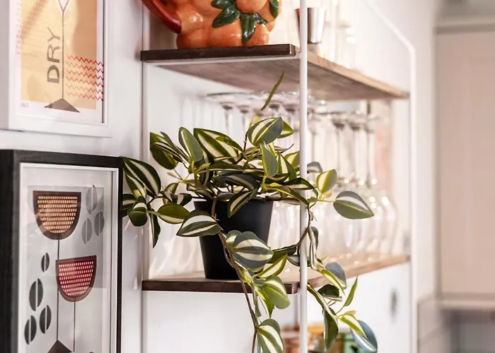 Salt Wind House - 휫비